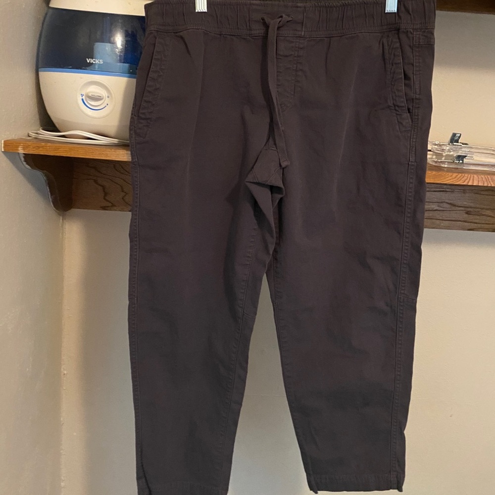 The north face capris size large